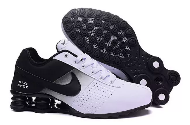 running nike shox deliver chaussures fashion trend classic black white